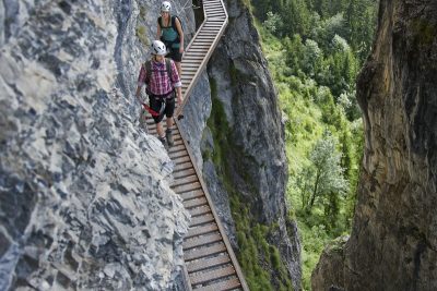 Klettersteig Pinut, Naturerlebnis, älteste Klettersteig der Schweiz, Bergführer Graubünden, Flims, Surselva, Familien Klettersteig