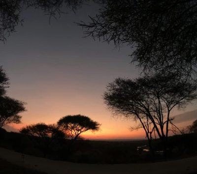 Kilimanjaro Trekking Tour buchen Sonnenuntergang (1)
