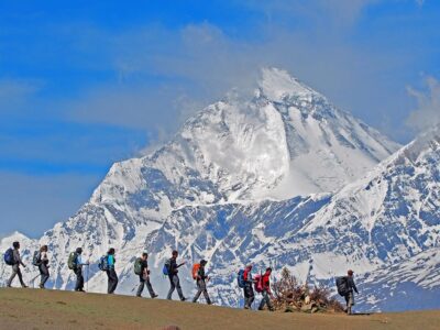 Rund um die Annapurna - Trekking: Vom fruchtbaren Tal bis zum 5415 m hohen Thorong La, spektakuläre Landschaften und Nepal in all seinen Kontrasten.